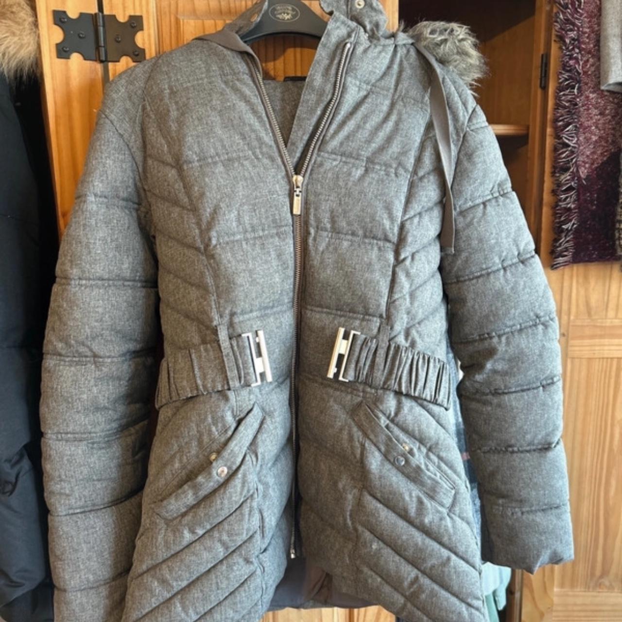 F and F Grey puffer coat with belt, Very
