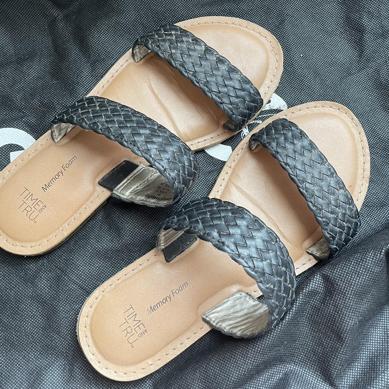 Time and store tru black sandals