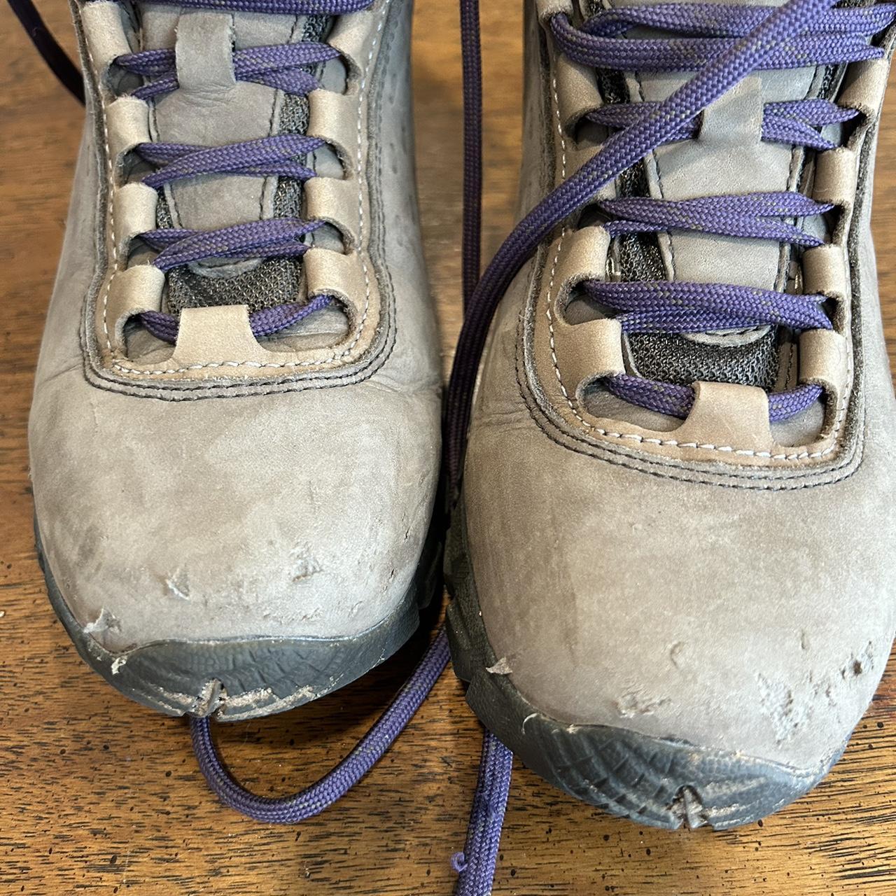 vasque women's narrow hiking boots
