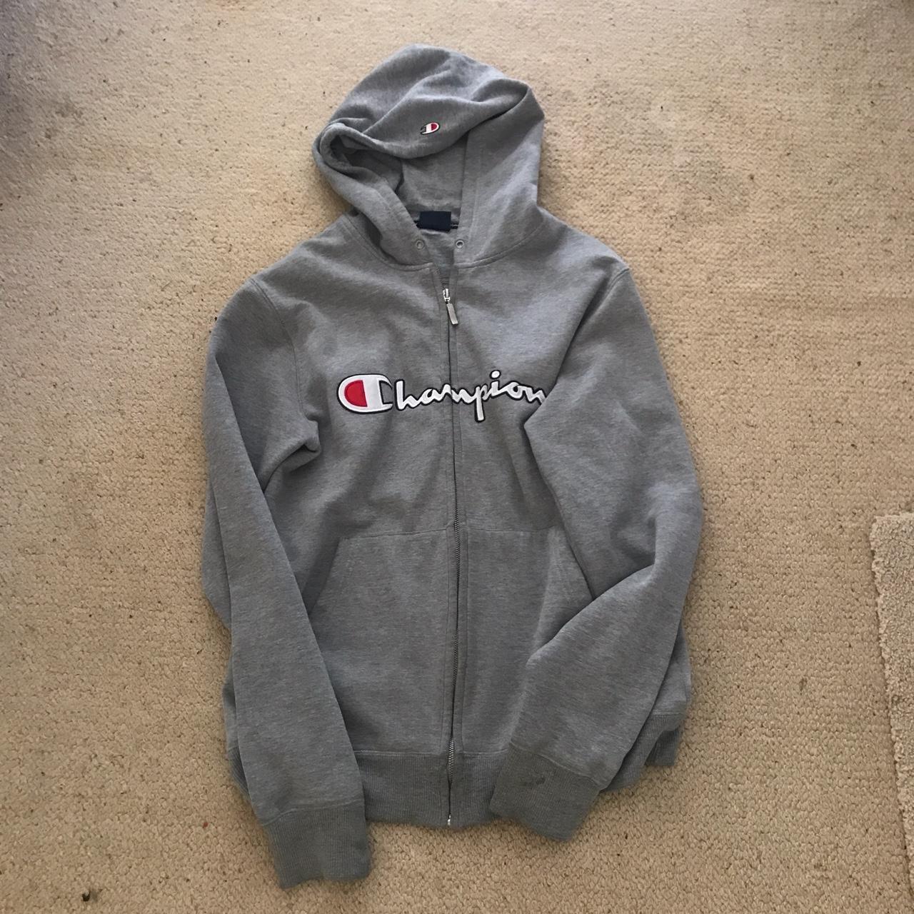 Champion cheap hoodie me