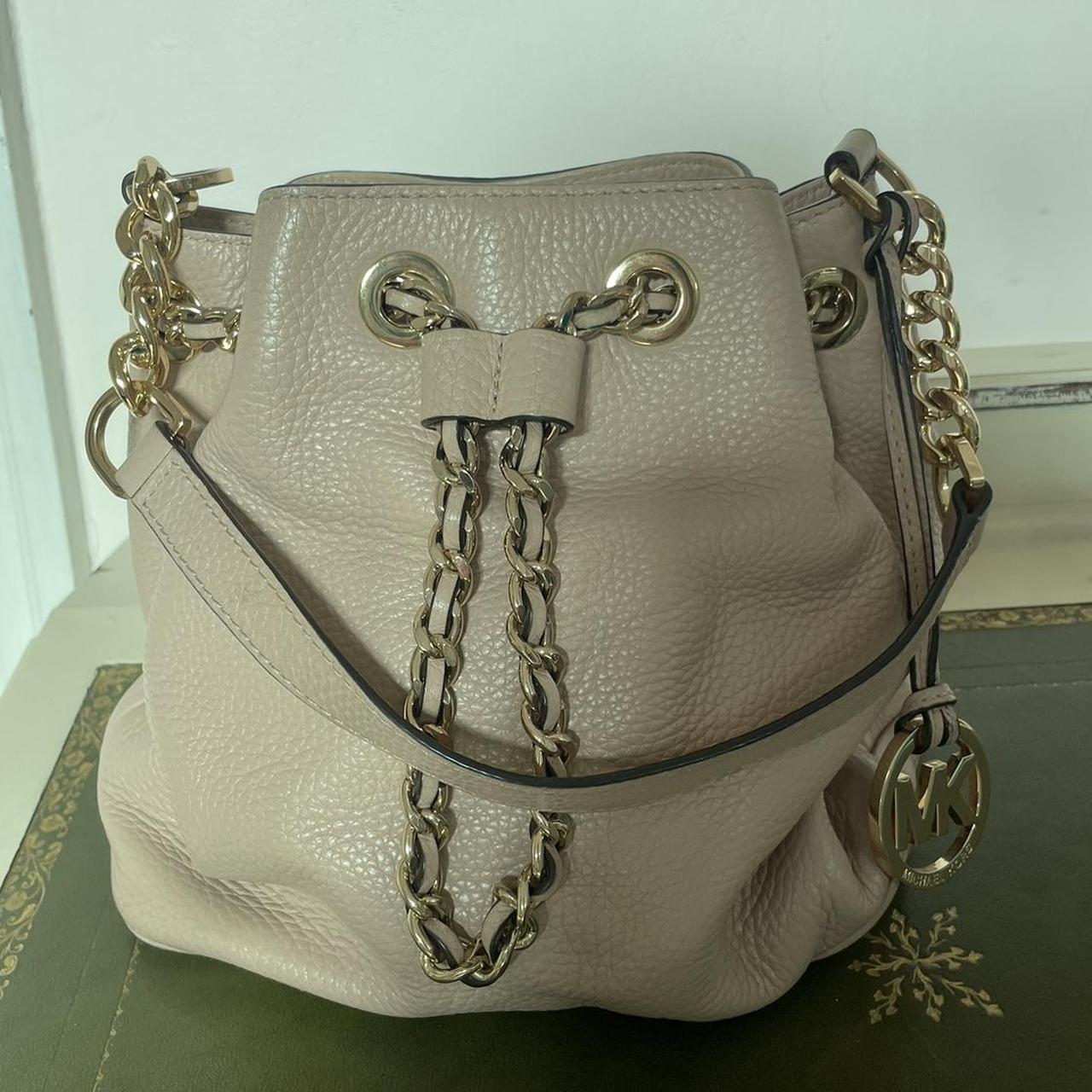 Michael kors drawstring bucket bag online