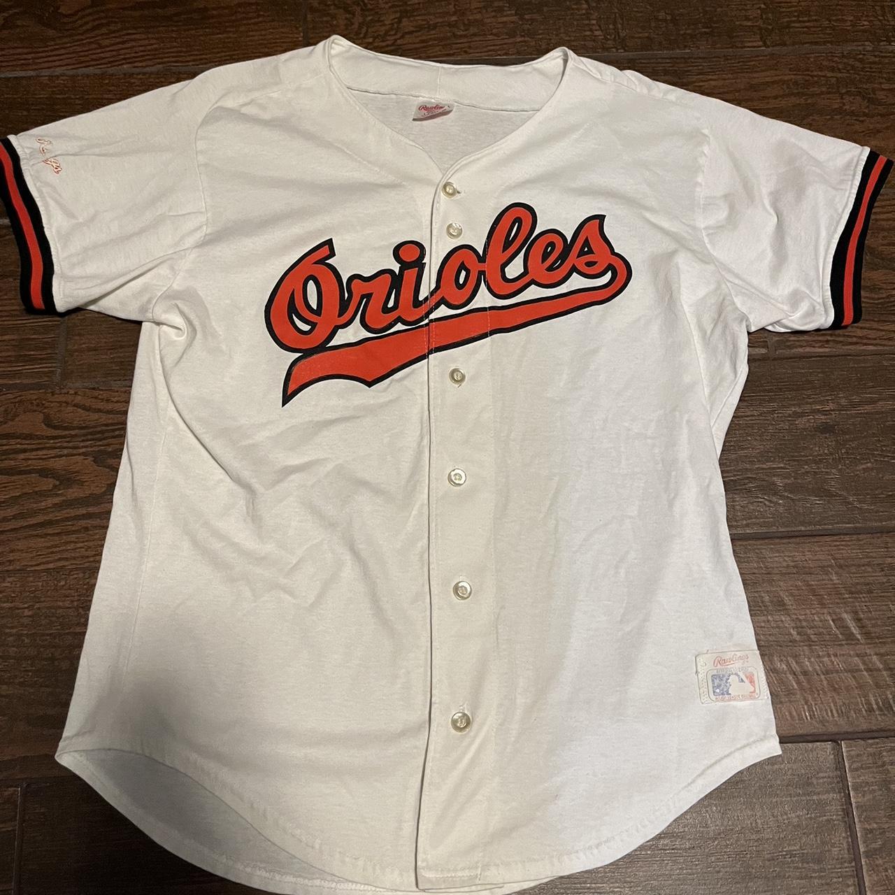 Vintage MLB Baltimore Orioles Baseball WHITE Shirt Unisex Men