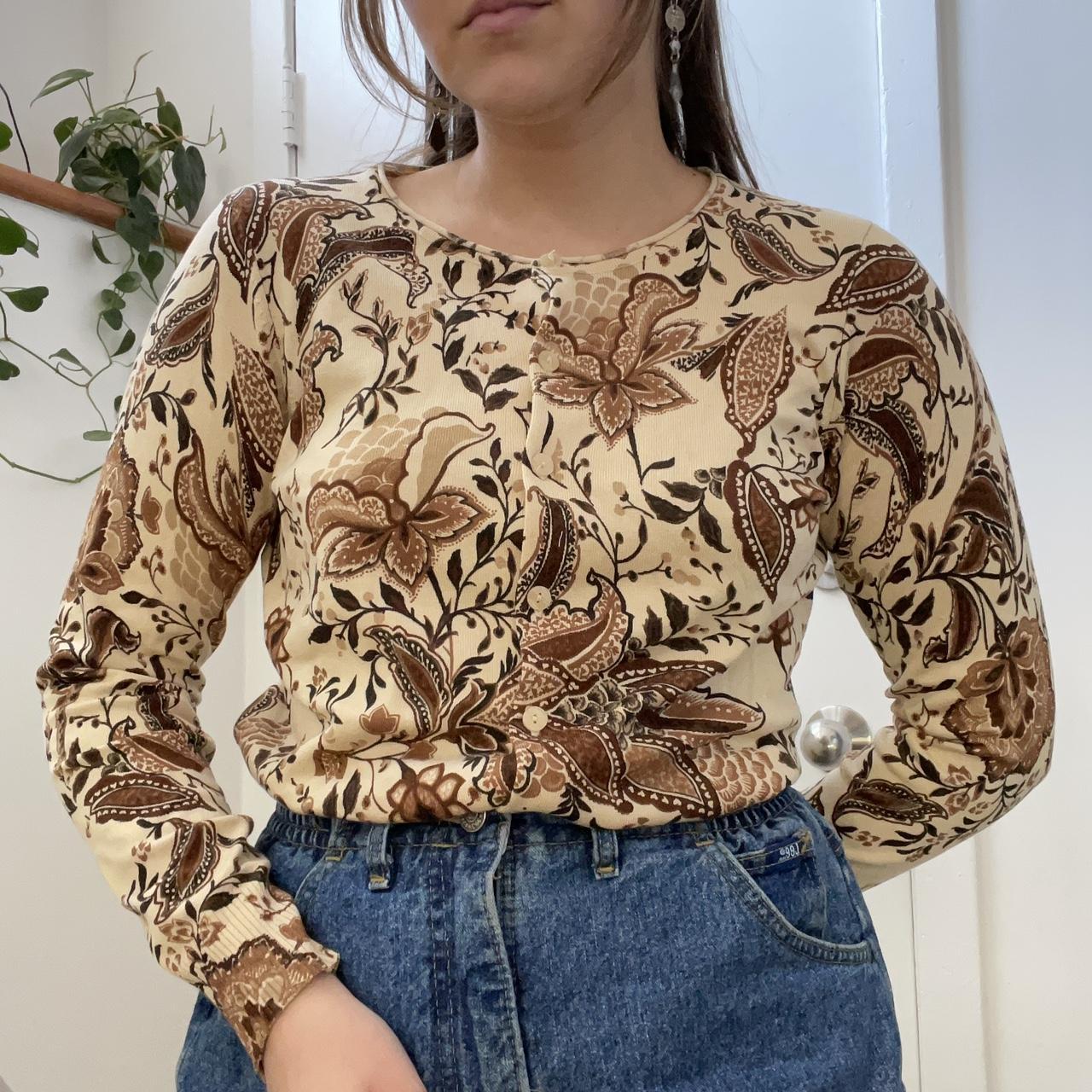 brown and beige tan floral paisley button down... - Depop