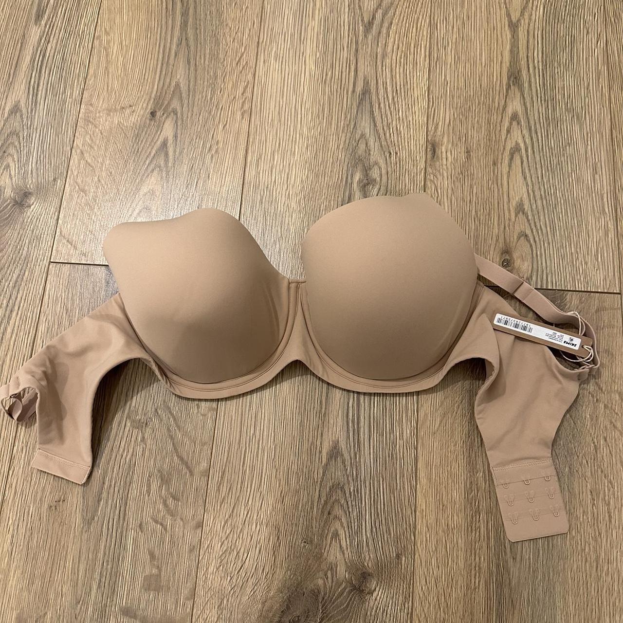 Skims Bra Brand new Proof of purchase available - Depop