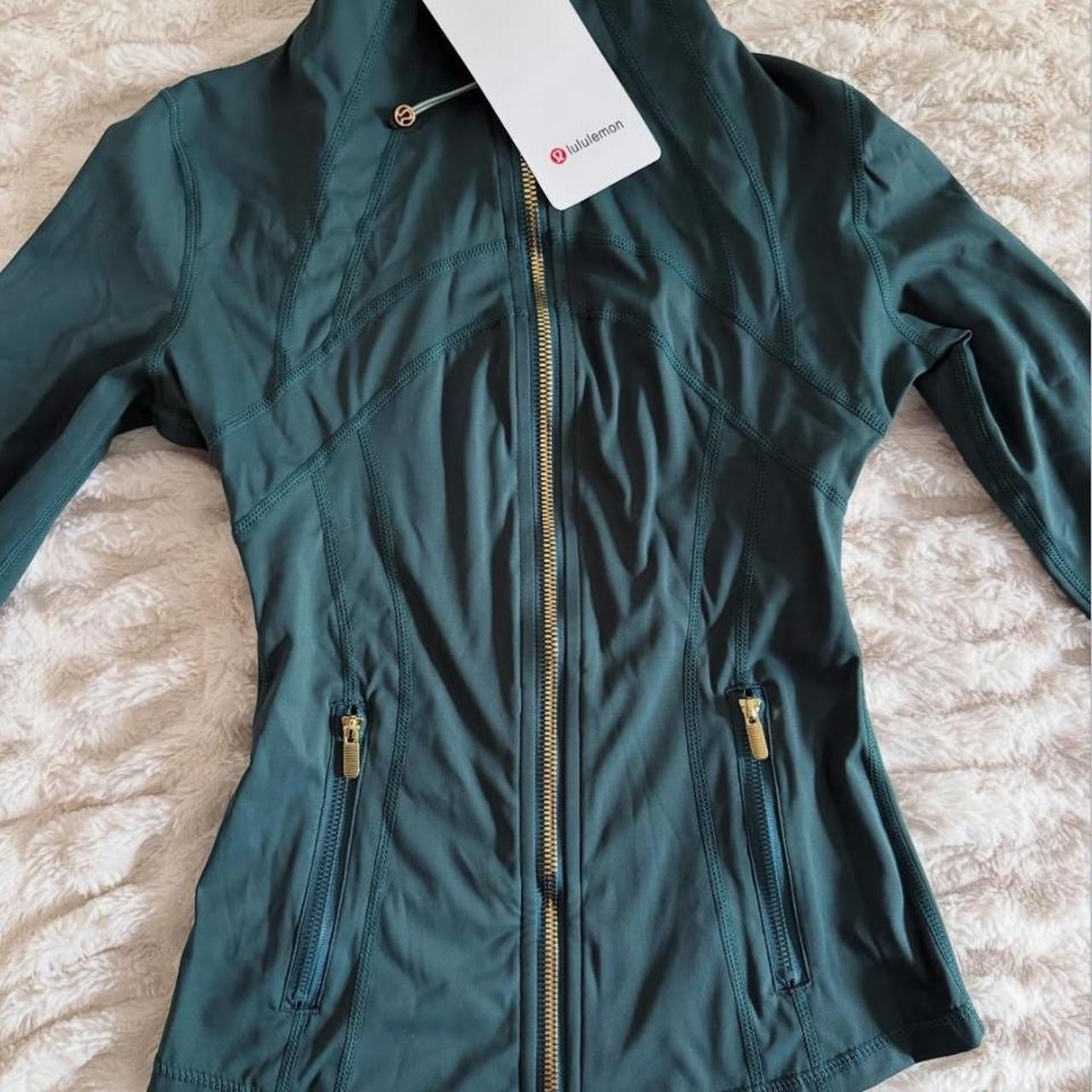 item listed by e9lly5