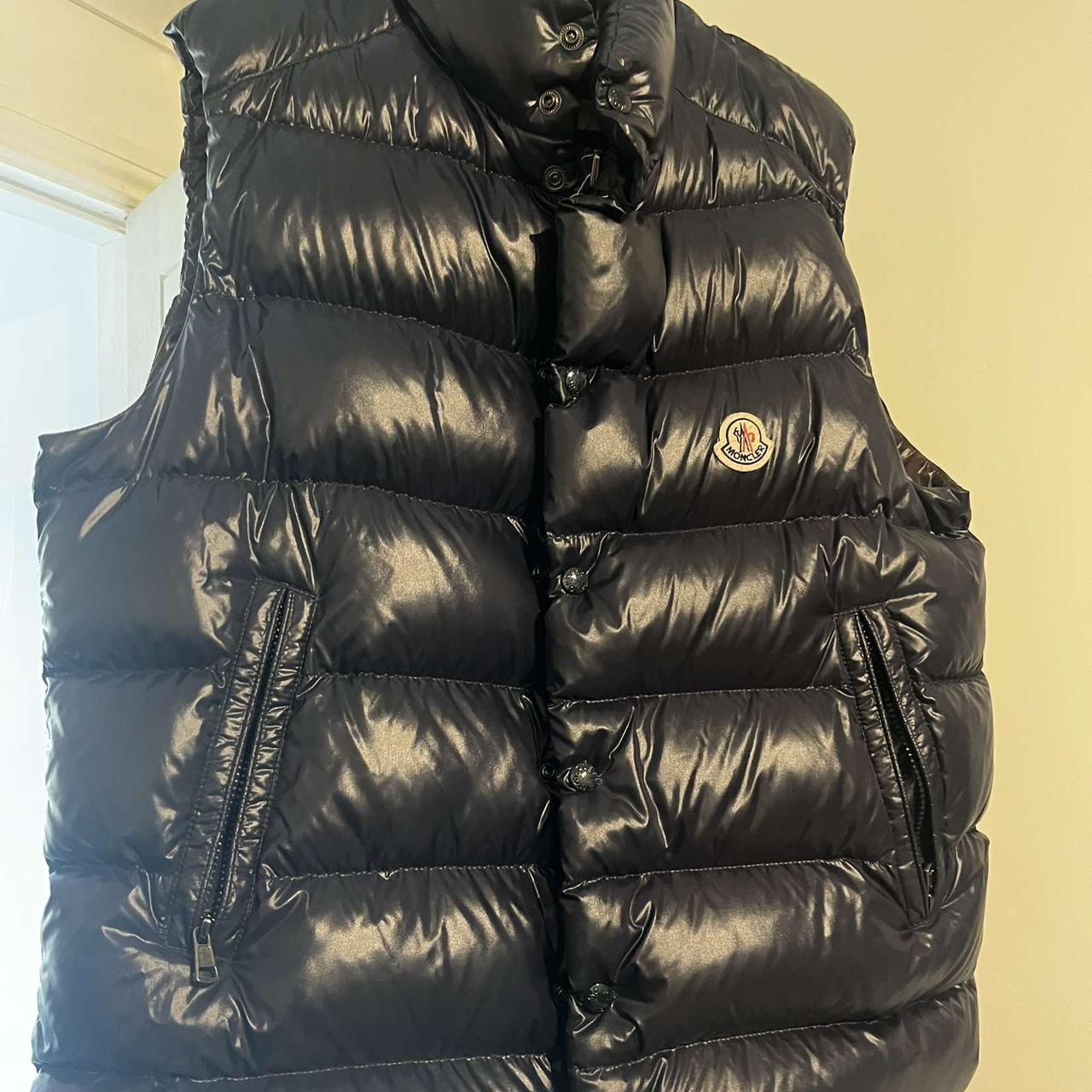 Moncler Tub Navy Quilted Shell Gillet Worn Once Rrp... - Depop