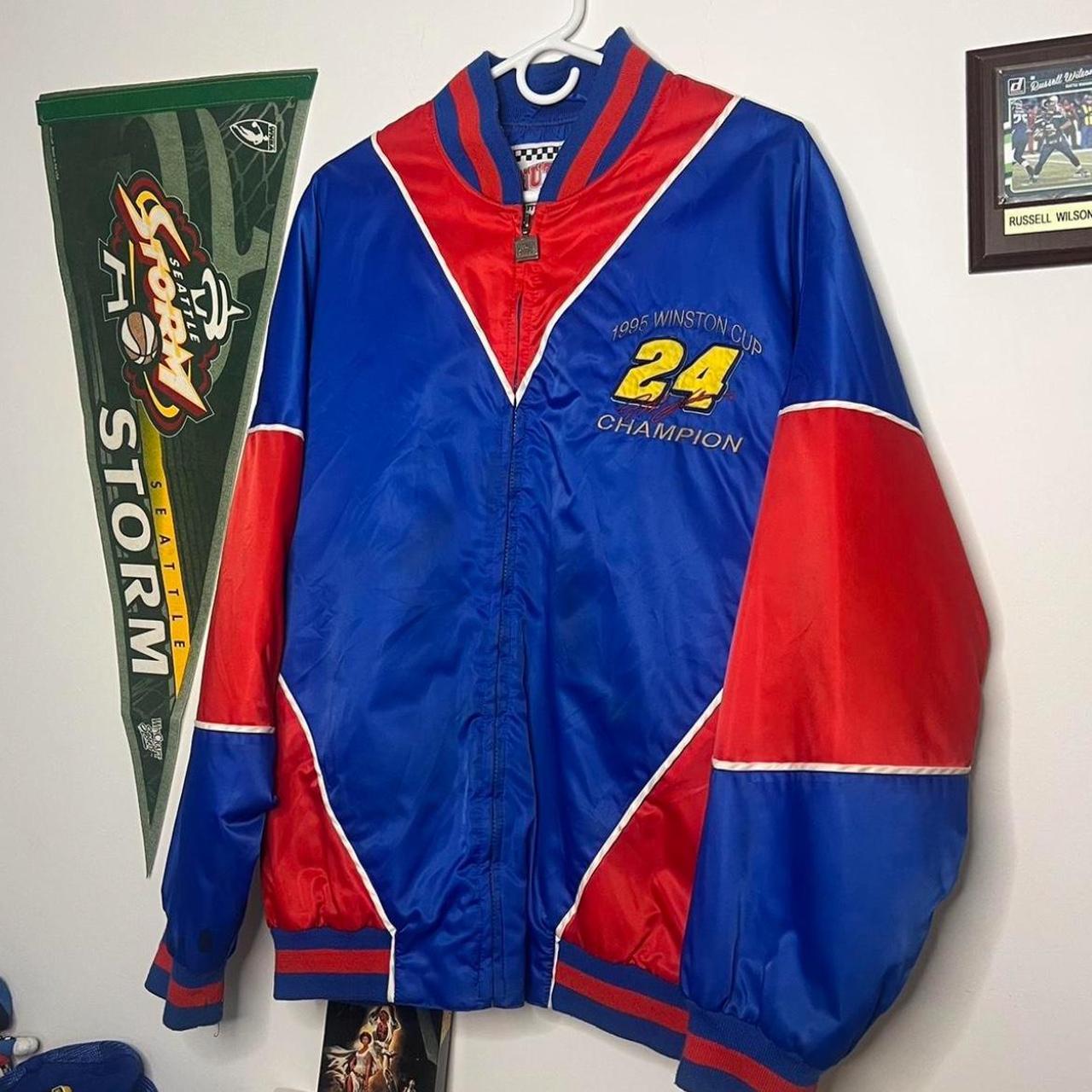 item listed by ayyluckyvintage