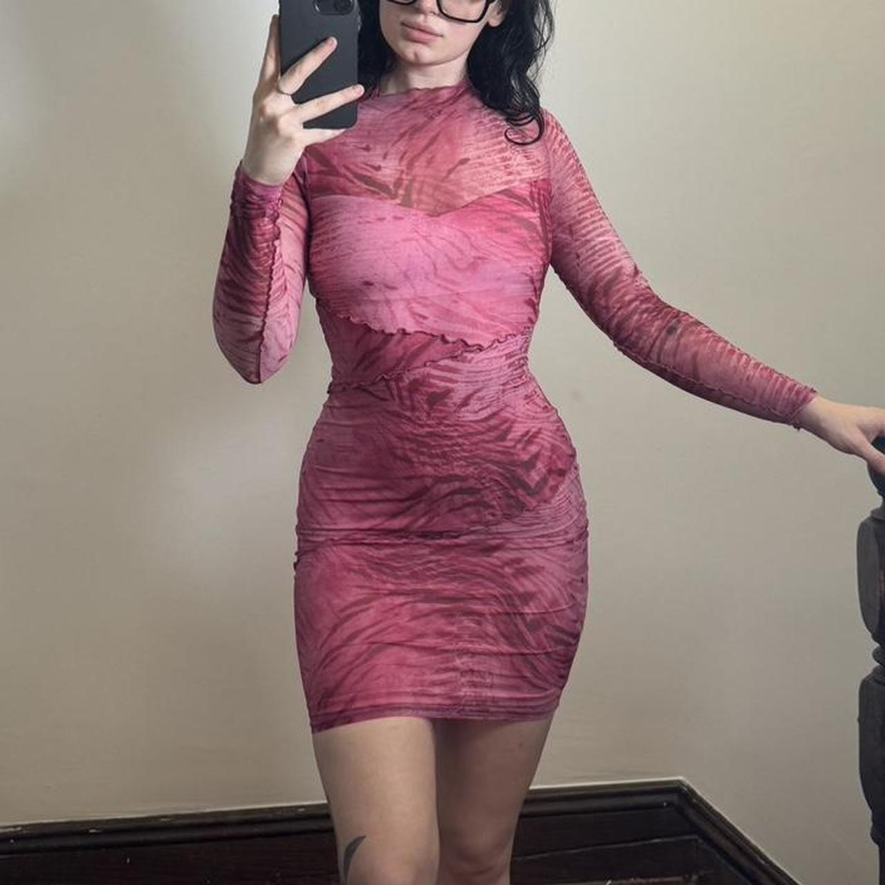 Pink dress guess online