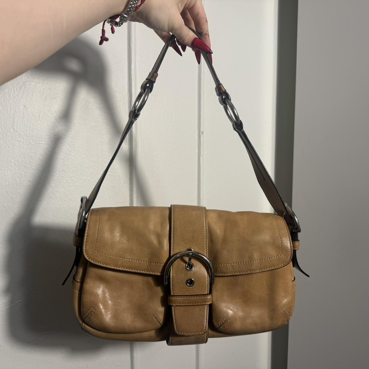 VINTAGE COACH SOHO BUCKLE FLAP SHOULDER BAG IN | Depop VINTAGE COACH SOHO BUCKLE FLAP SHOULDER BAG IN | Depop