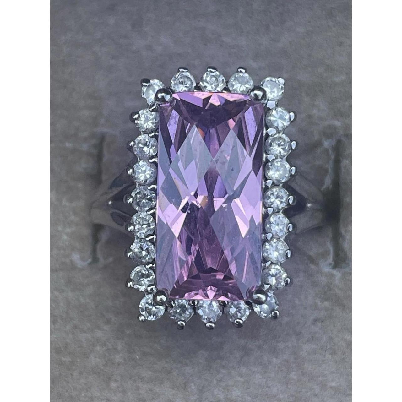 item listed by vtgclothing1