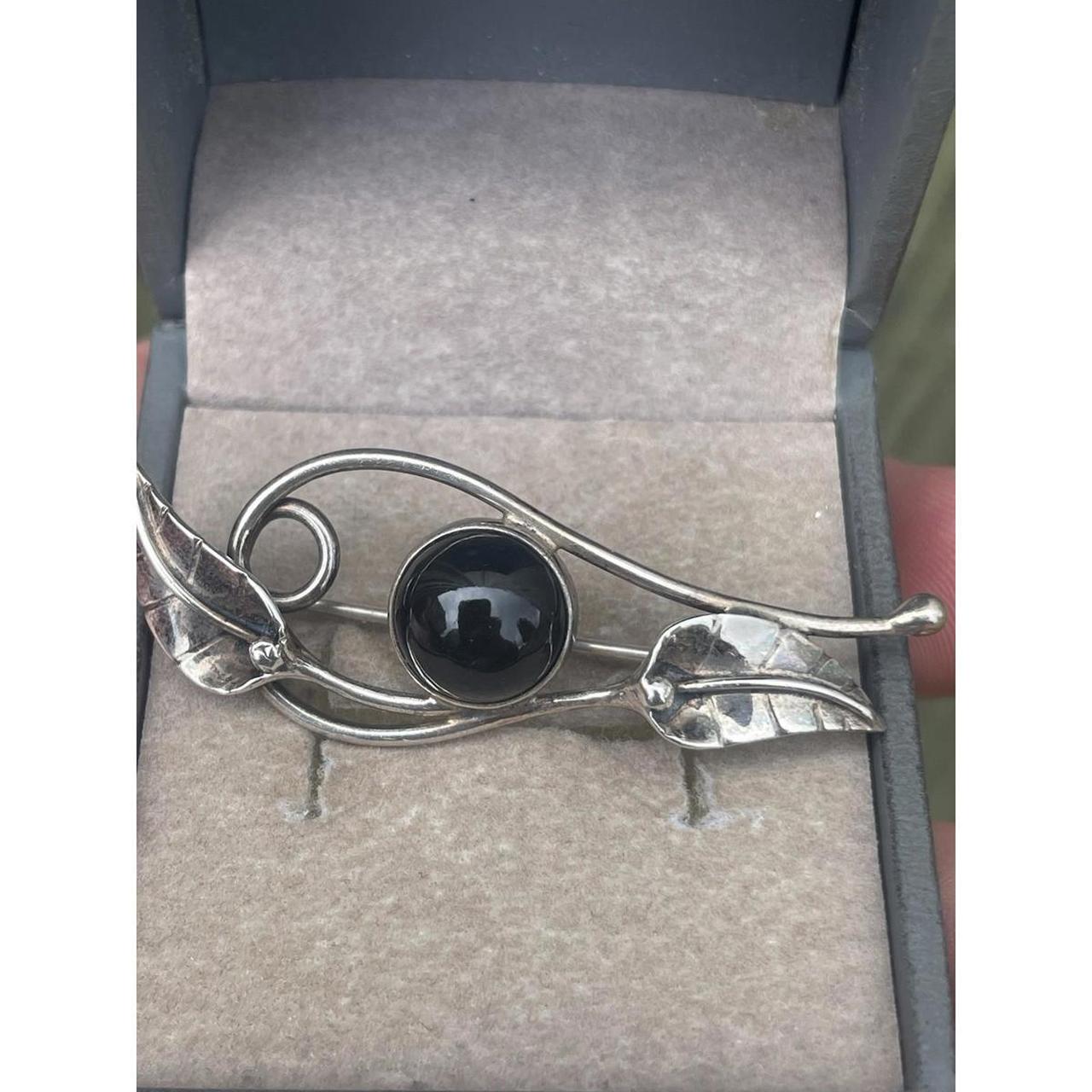 item listed by vtgclothing1