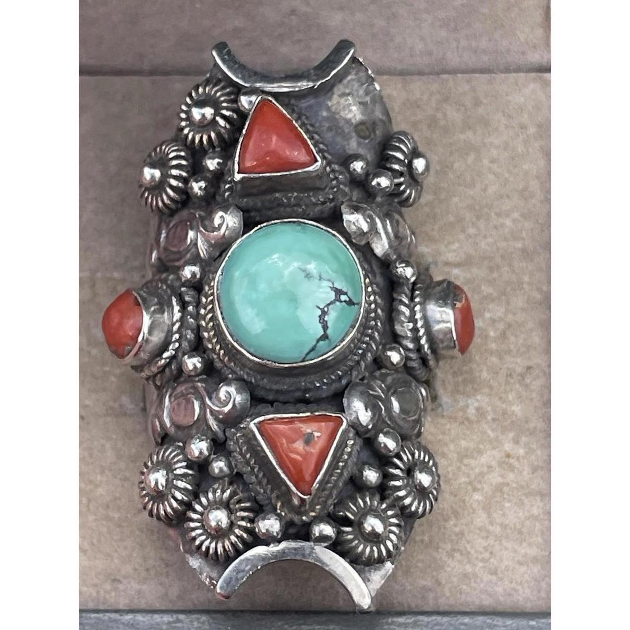 item listed by vtgclothing1