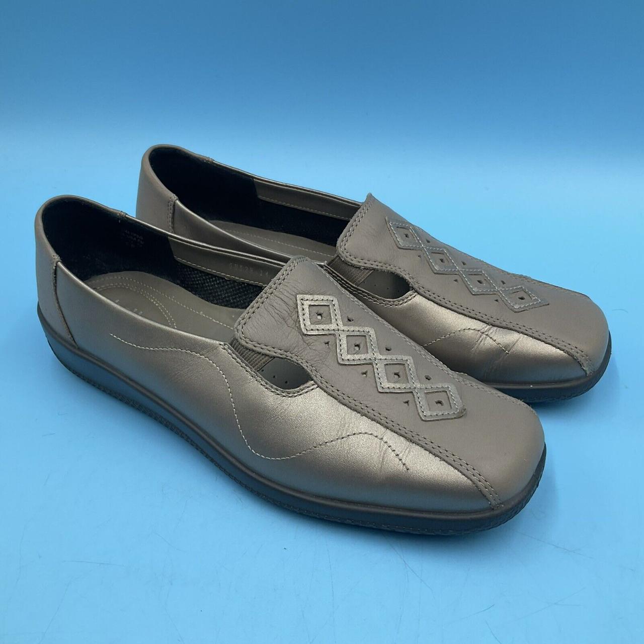 Women's Grey Loafers Depop