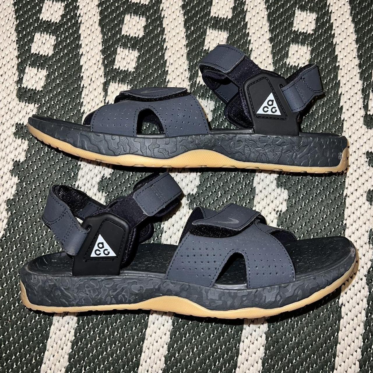 Sandal best sale nike acg