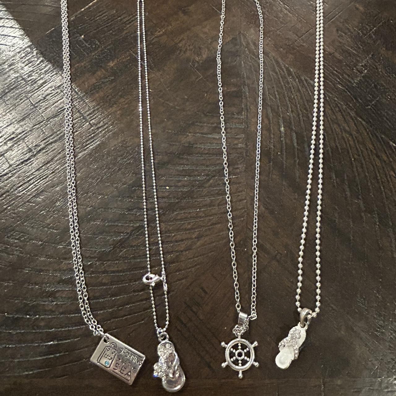 item listed by daniellapagano