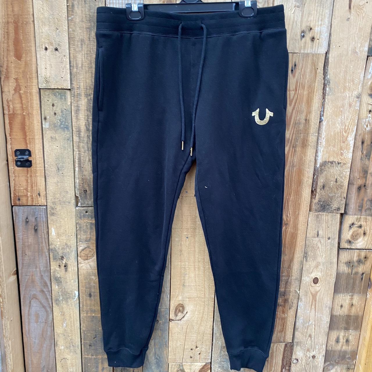 item listed by ksnclothes