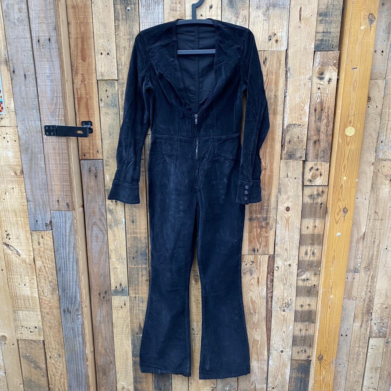 item listed by ksnclothes