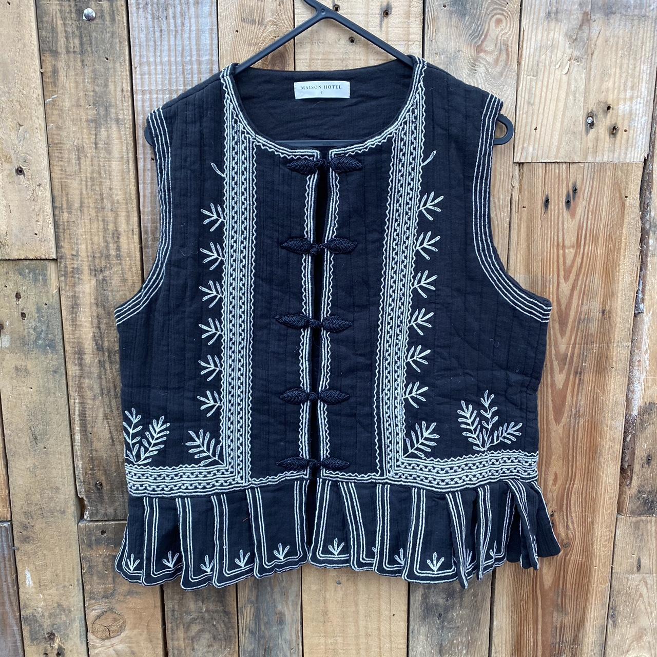 item listed by ksnclothes