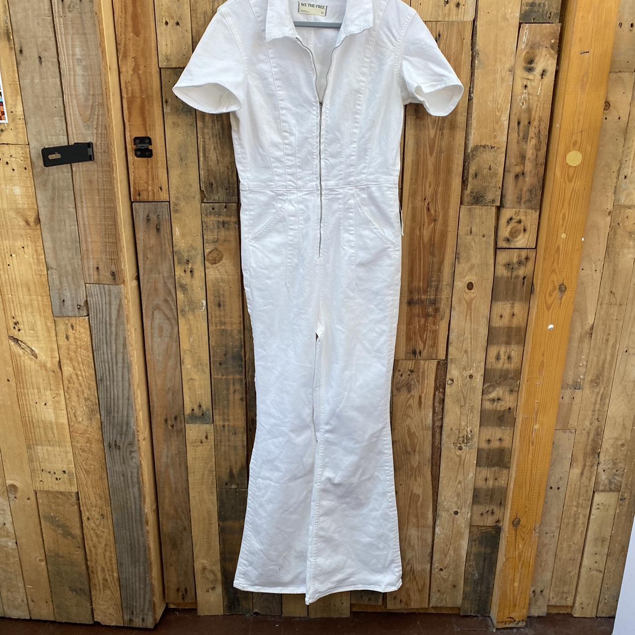 item listed by ksnclothes