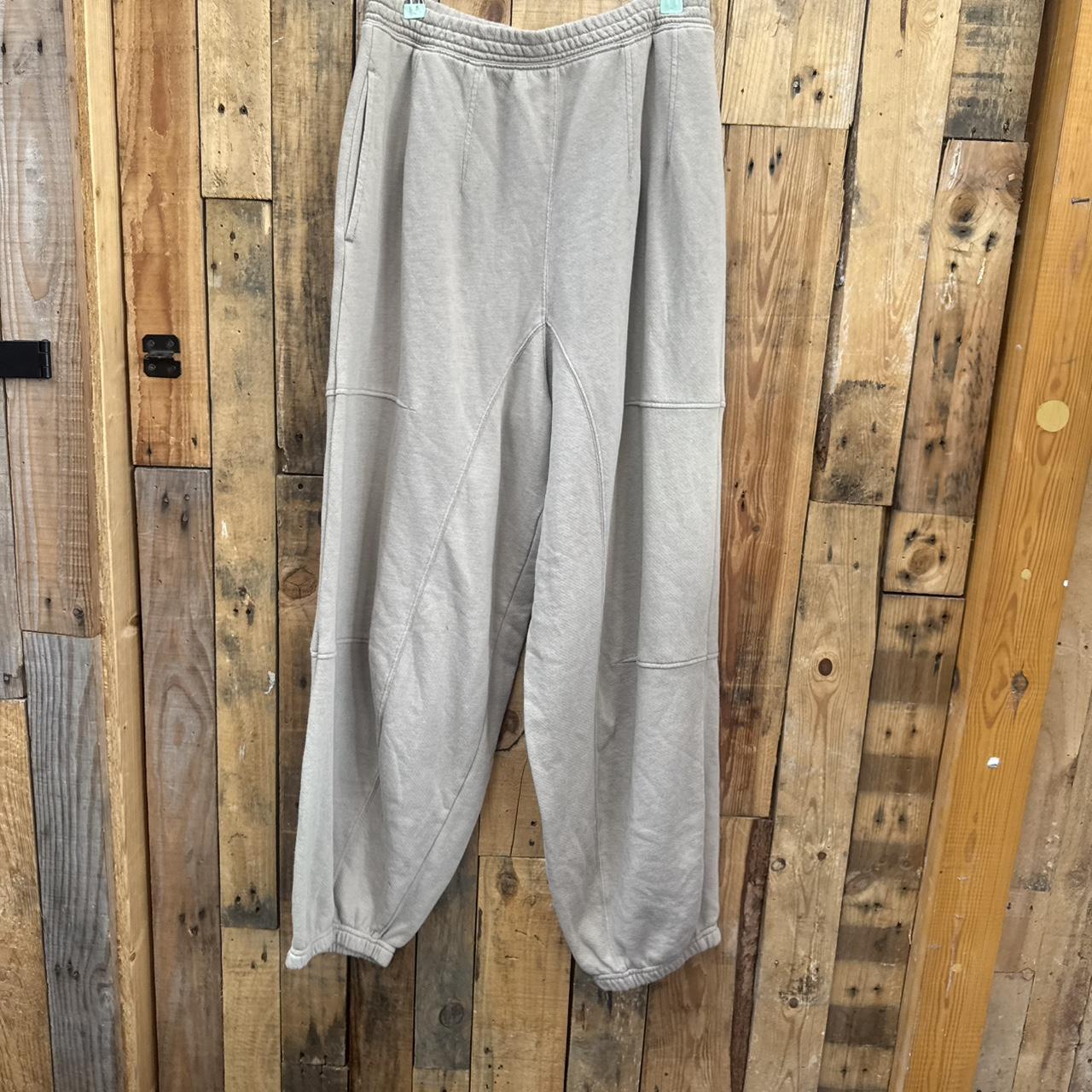 item listed by ksnclothes