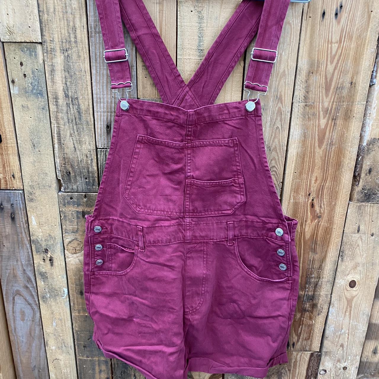 item listed by ksnclothes