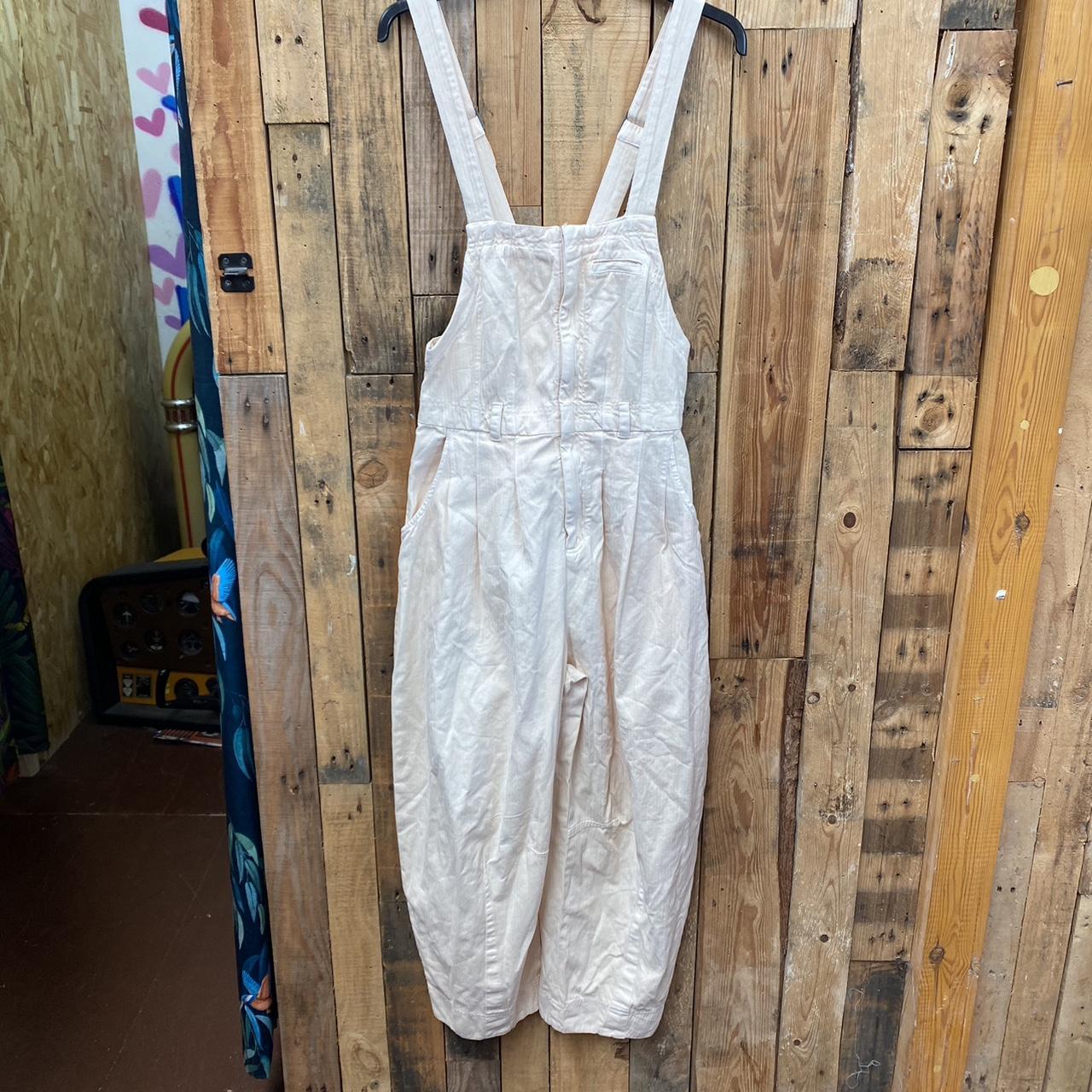 item listed by ksnclothes