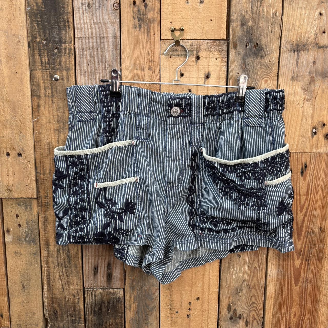 item listed by ksnclothes