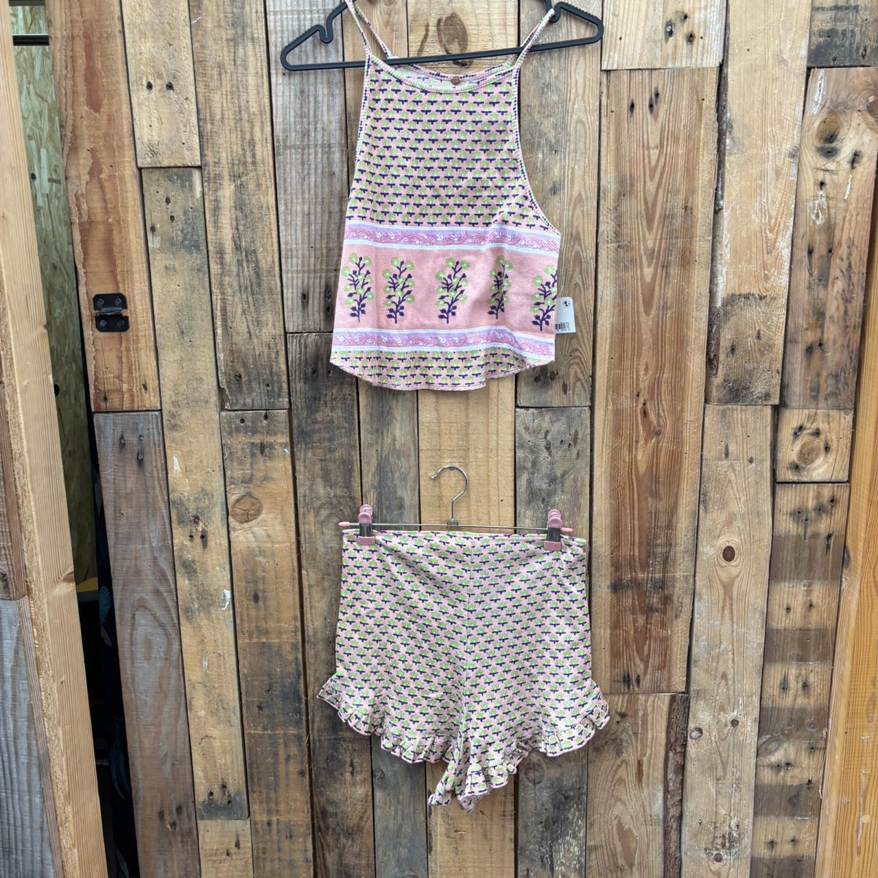 item listed by ksnclothes