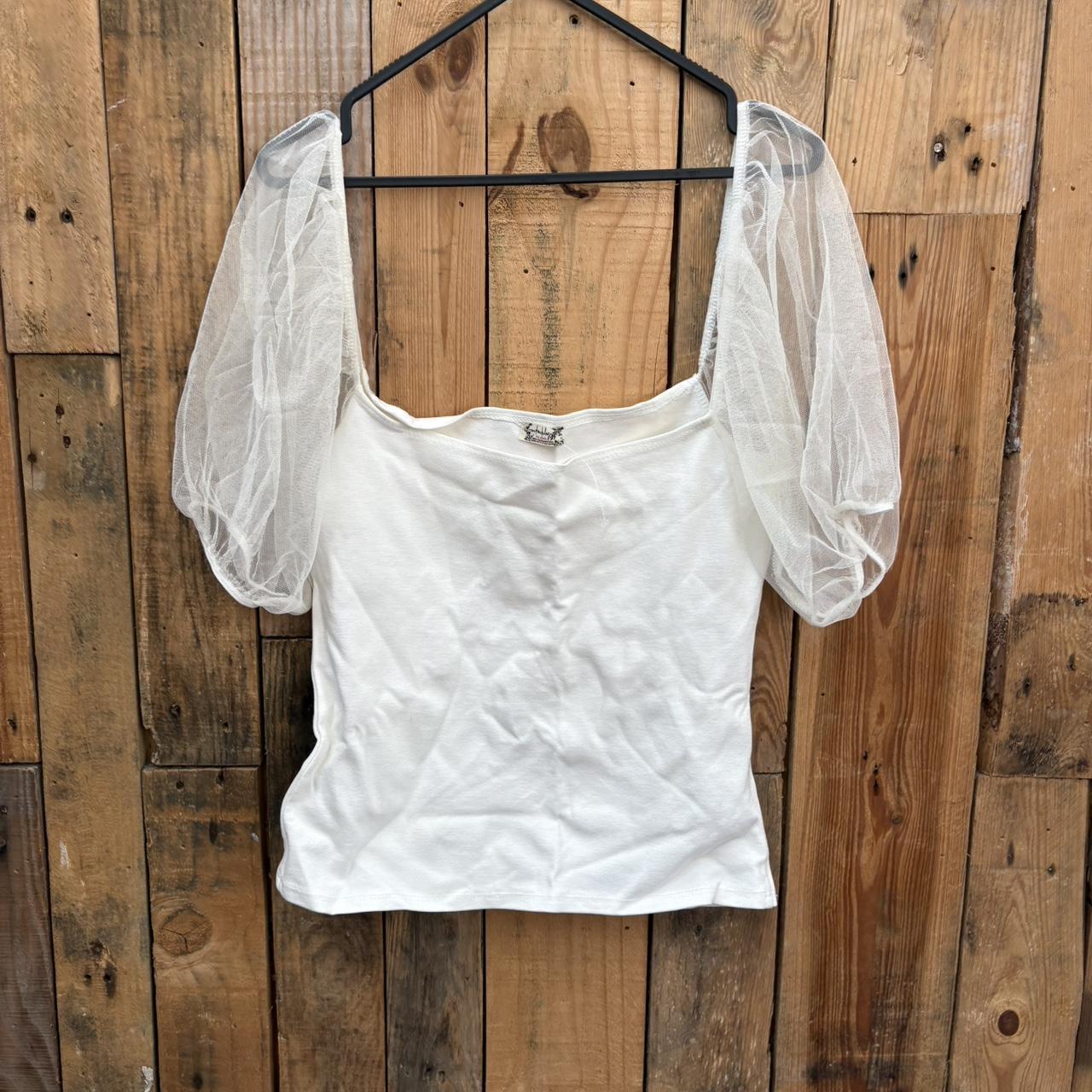 item listed by ksnclothes