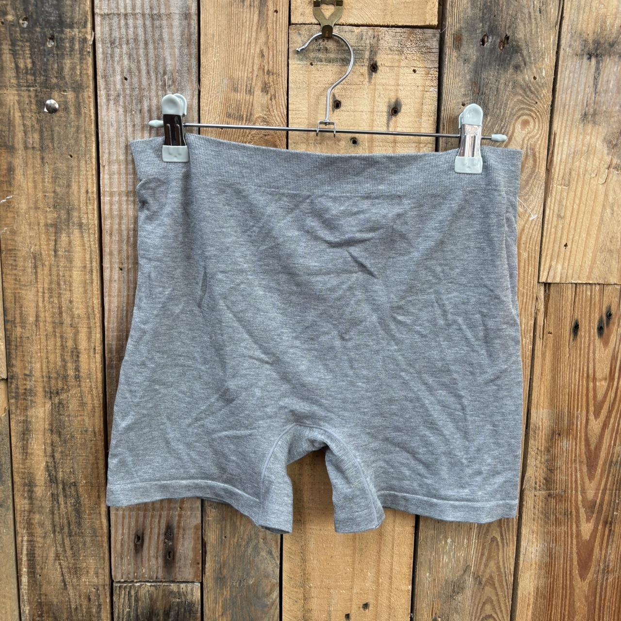 item listed by ksnclothes