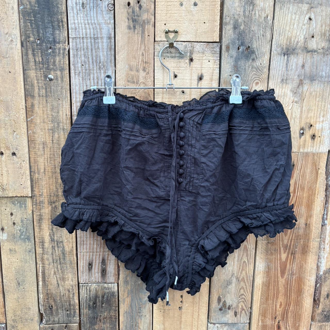 item listed by ksnclothes