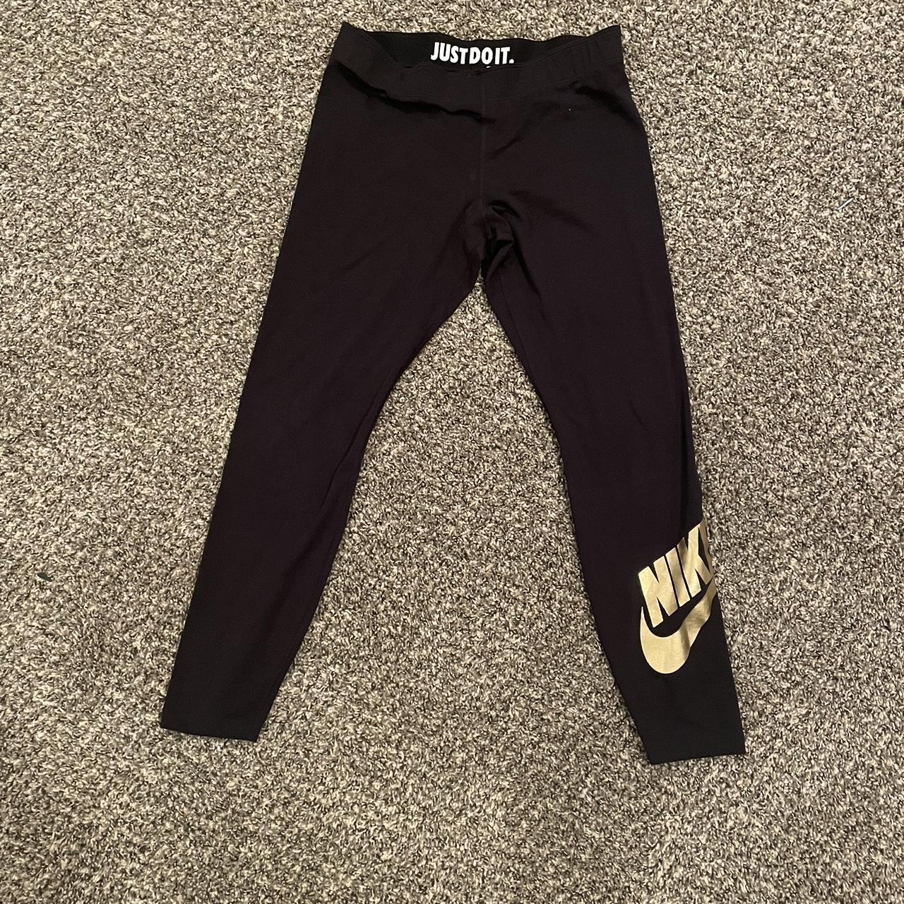 Nike black and gold workout leggings Size: 28 - Depop