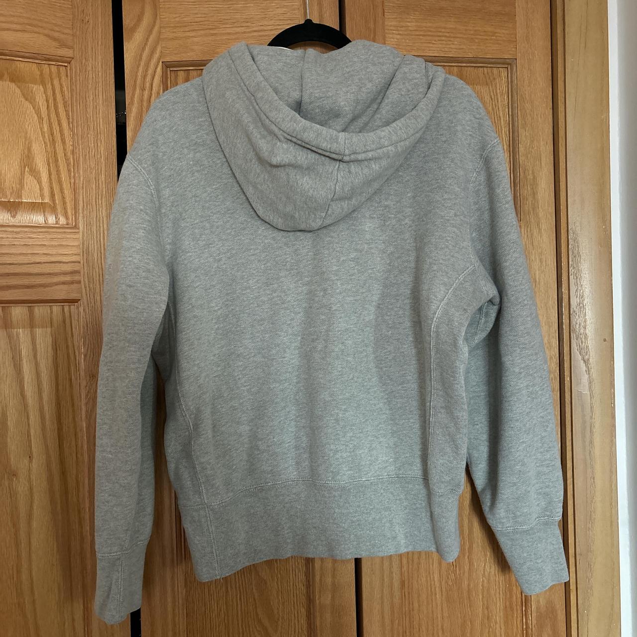 White fox hoodie M/L #whitefox | Depop