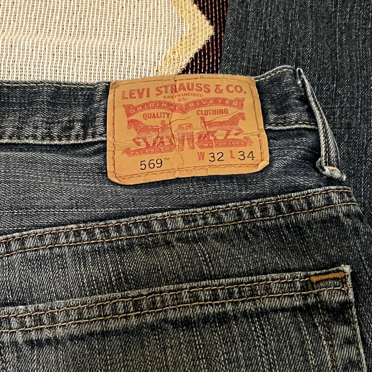 Levi’s 569 straight baggy cut jeans size 32W 34L.... - Depop