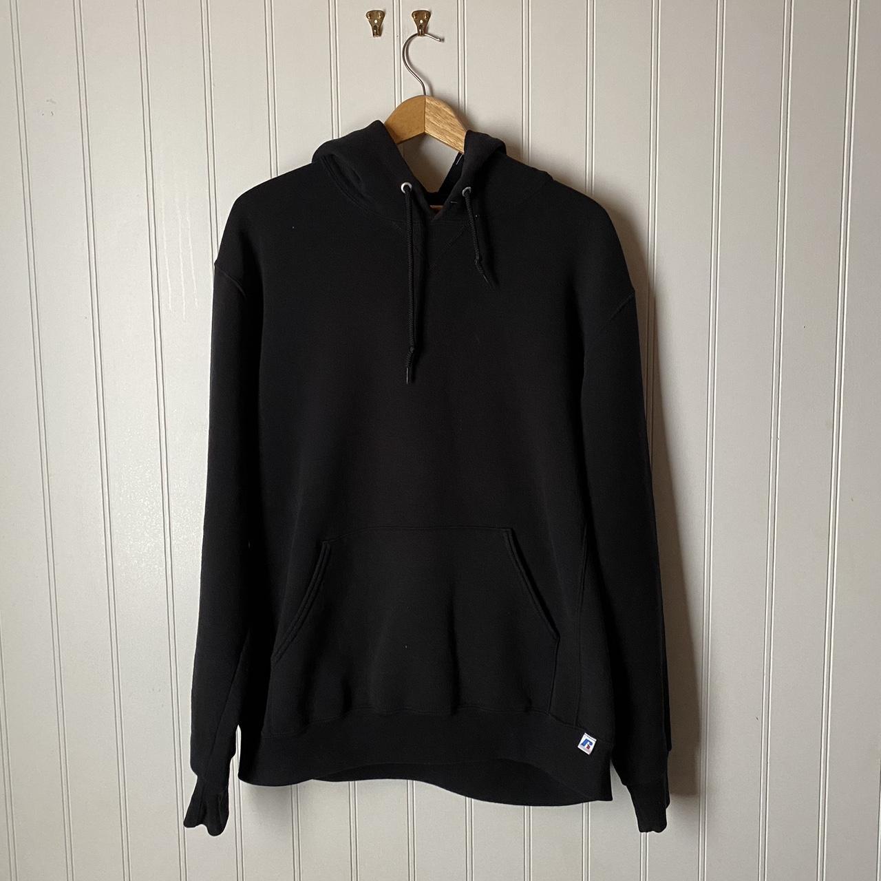 Russell Athletic Men's Black Hoodie | Depop