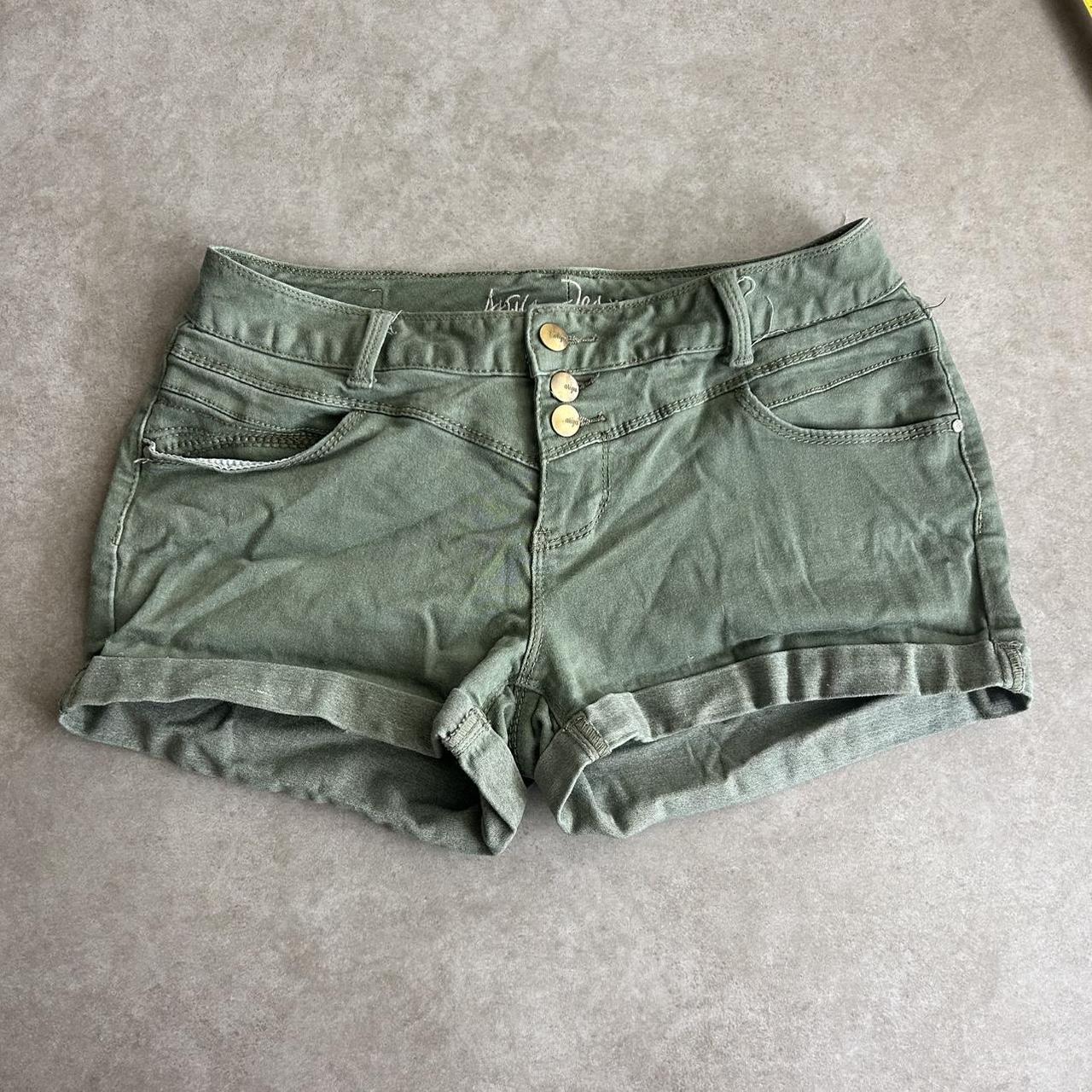 item listed by michelleminn