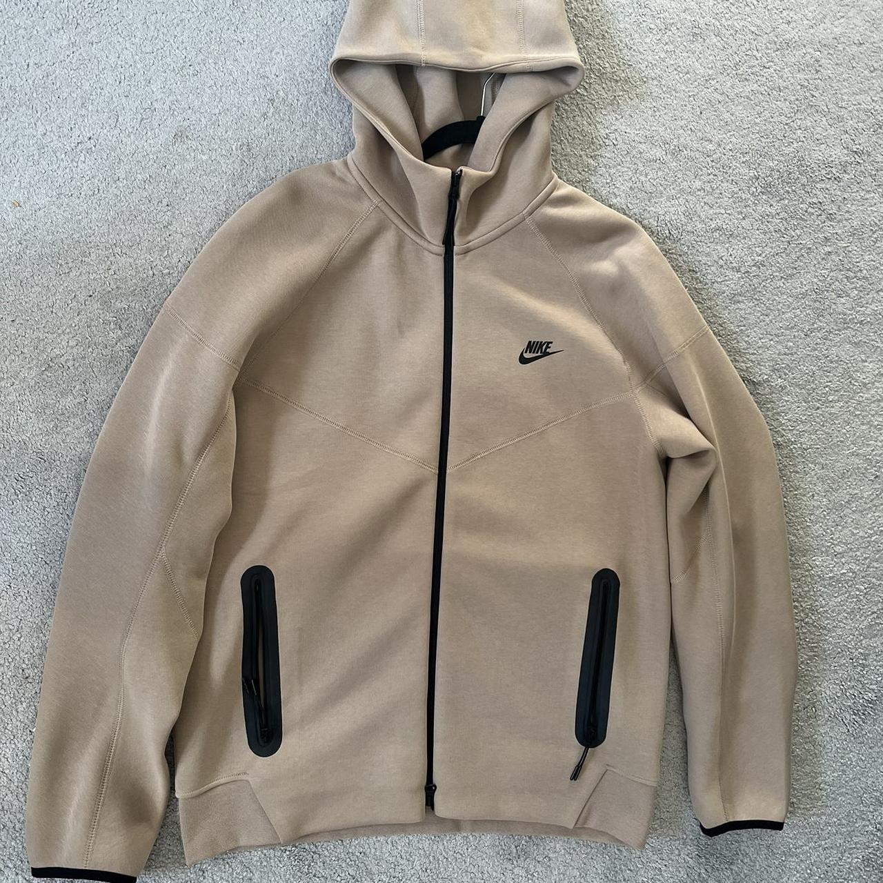 depop nike tech fleece