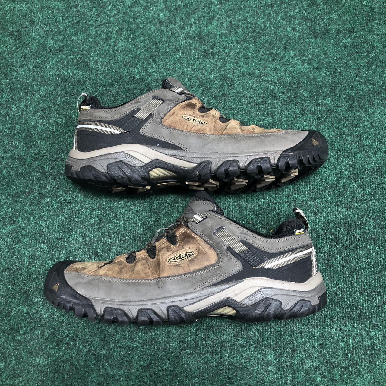 asos black sneakers