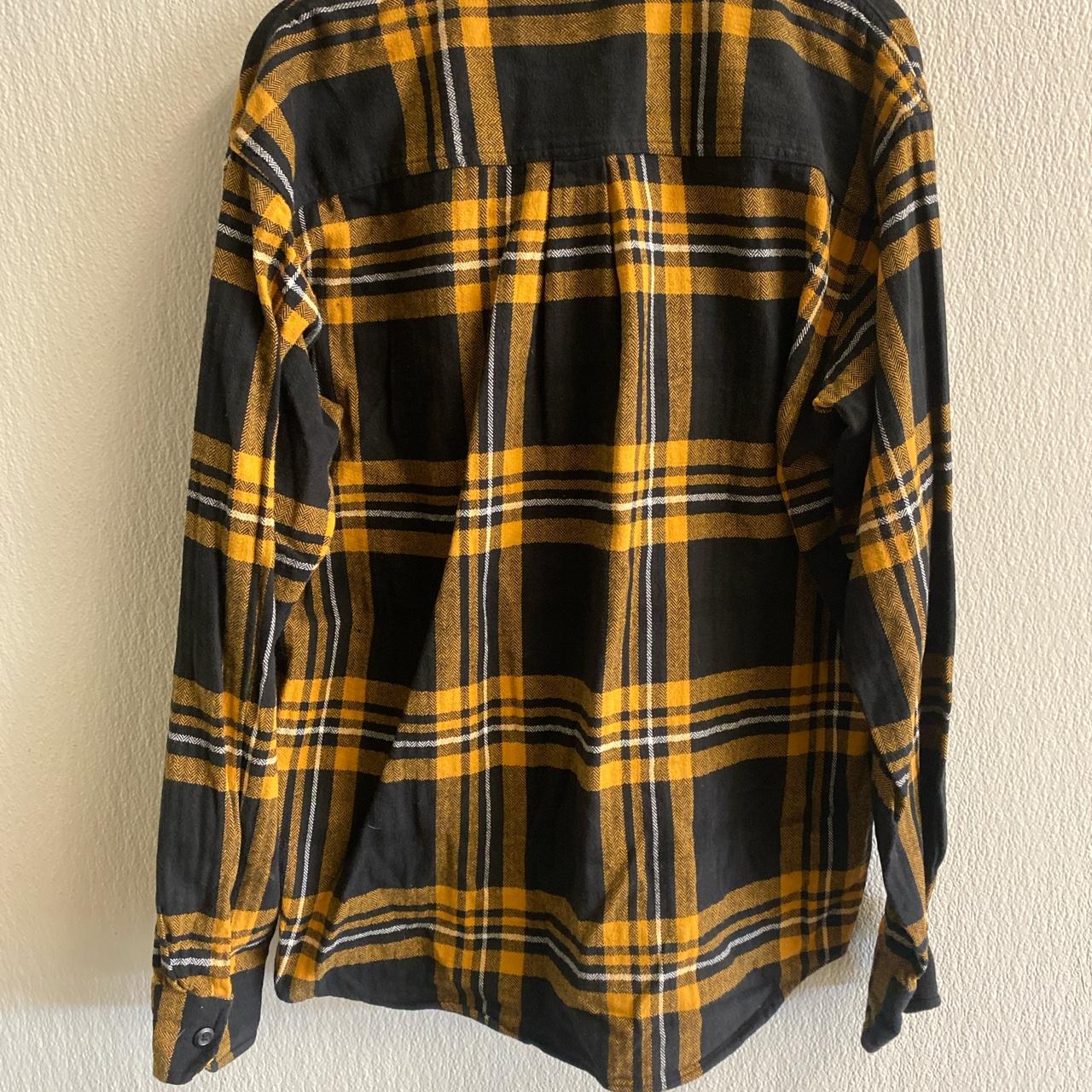 Carhartt WIP Men's Black and Yellow Shirt | Depop