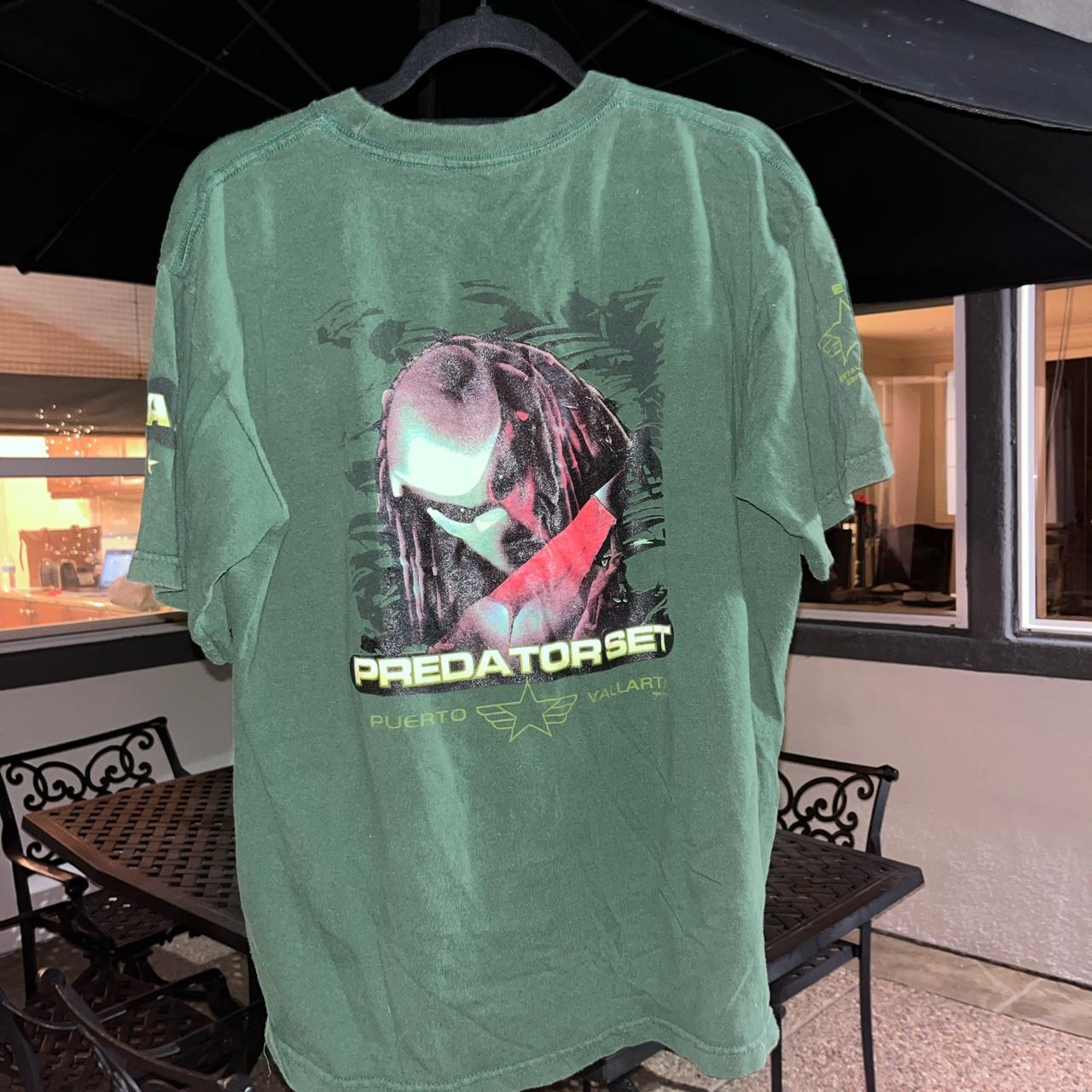 Vintage Predator Movie TShirt Green Size... Depop