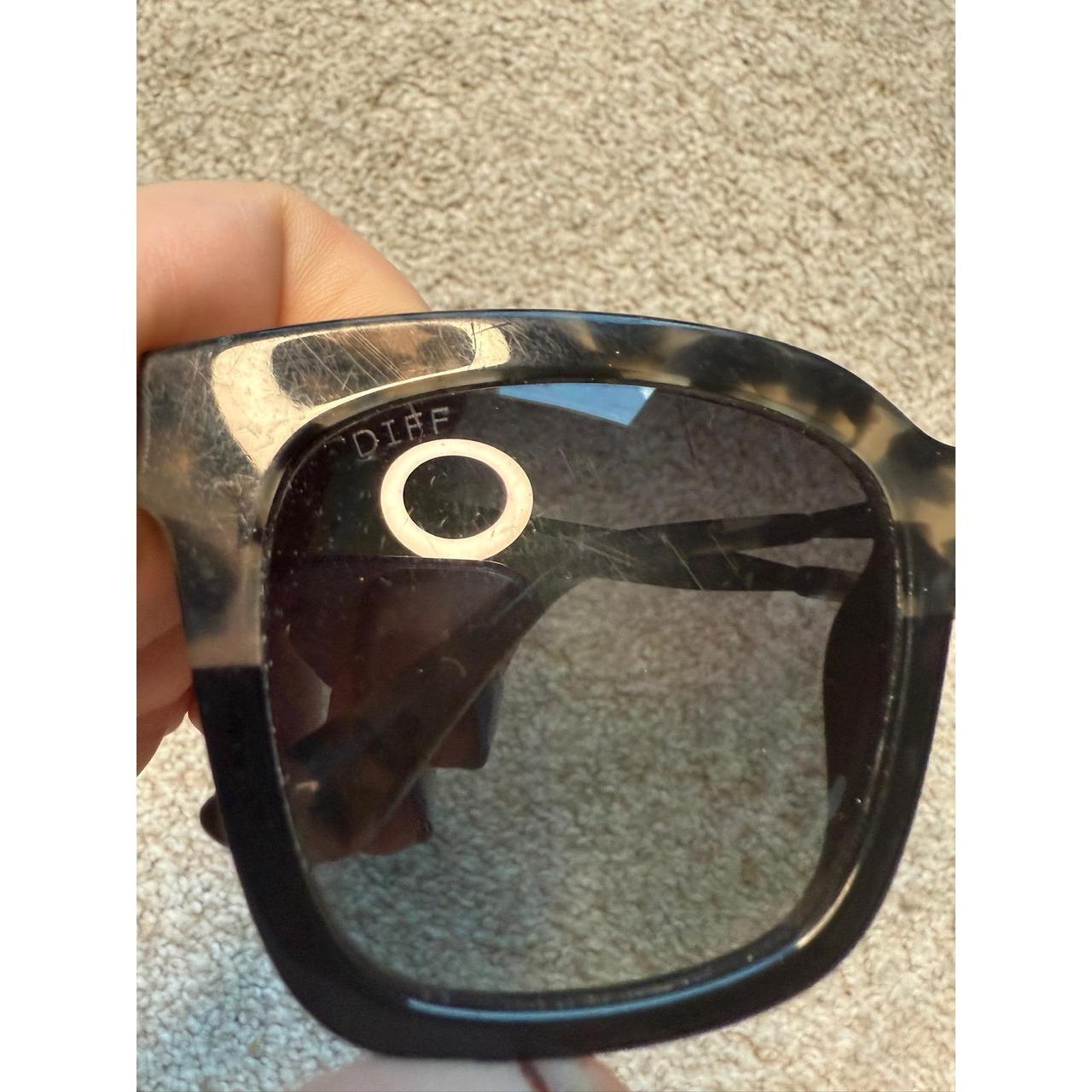 DIFF Women's Sunglasses - Grey/Black – DIFF Eyewe… - image 3