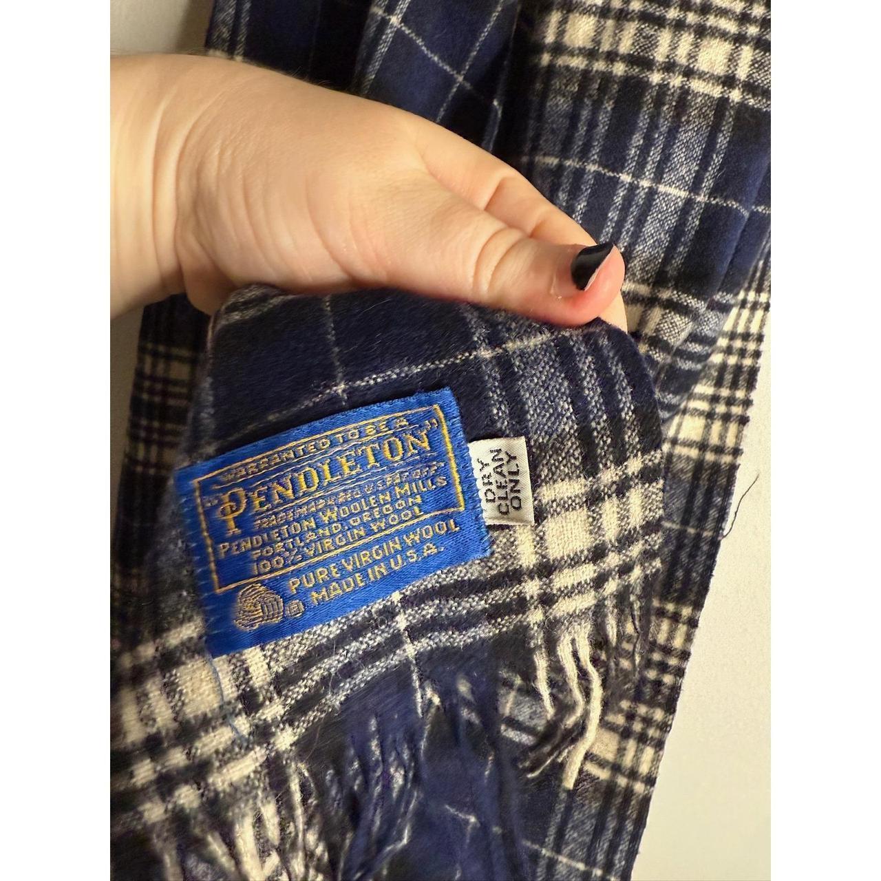 Pendleton Women's Scarf - Blue/White – Pendleton … - image 2