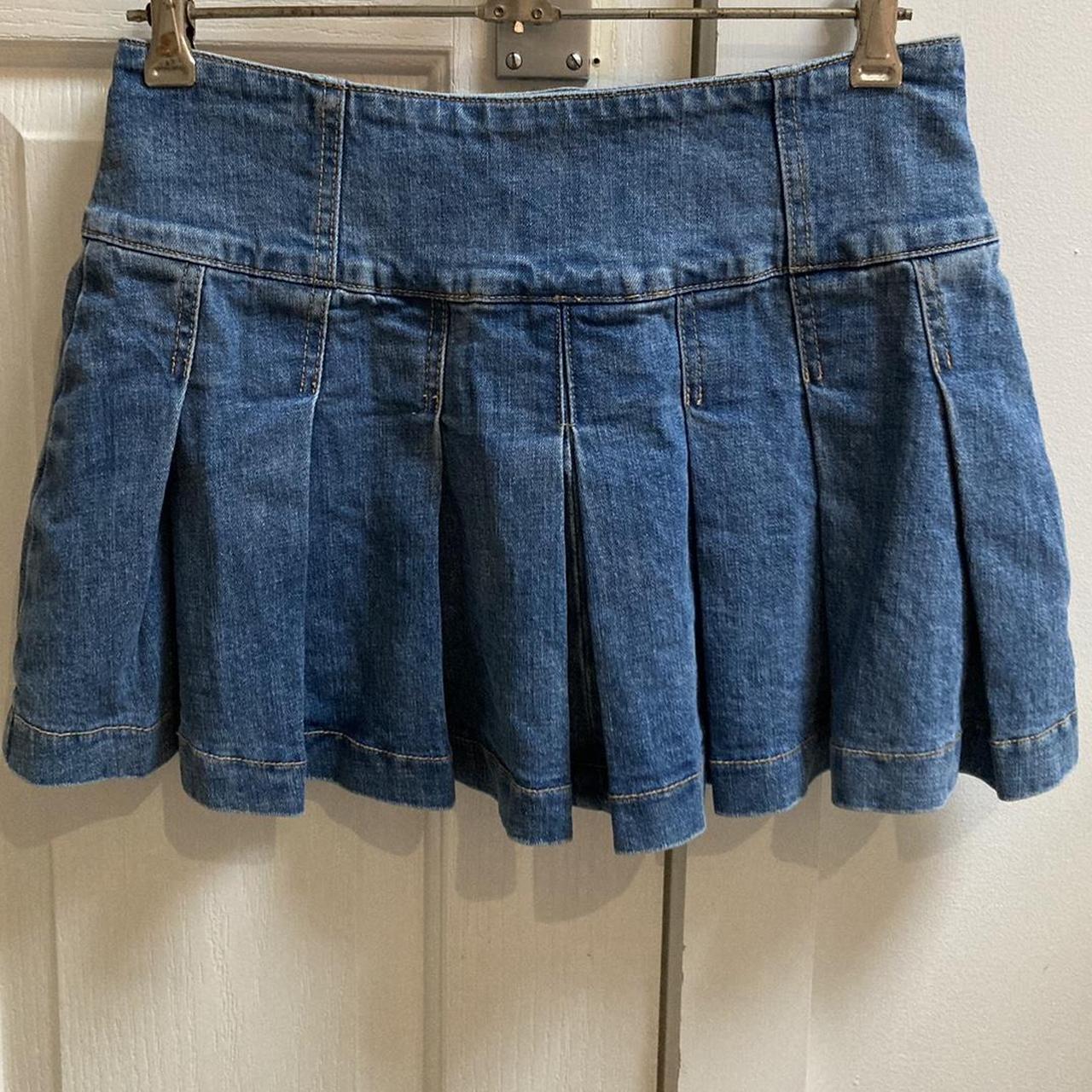 Glassons pleated mini skirt 🌟🪐 •Never worn •True to... - Depop