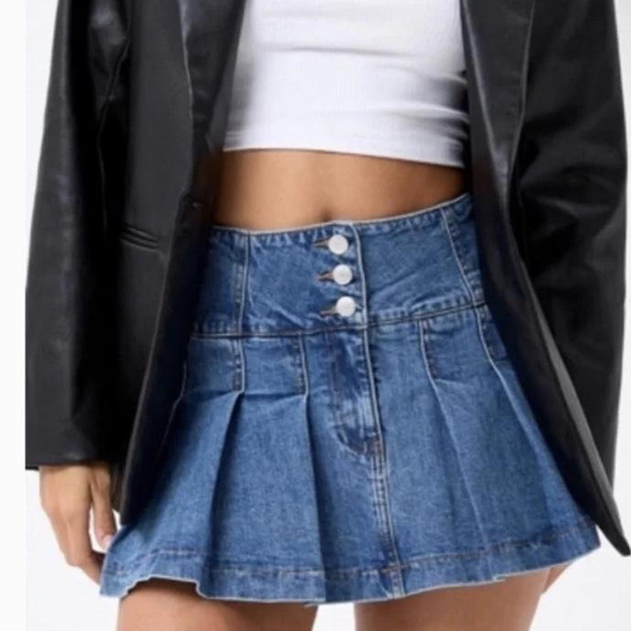 Glassons pleated mini skirt 🌟🪐 •Never worn •True to... Depop