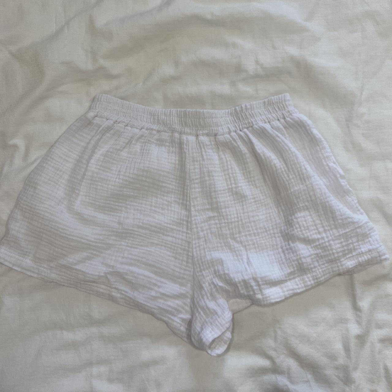 Glassons Women's White Shorts | Depop