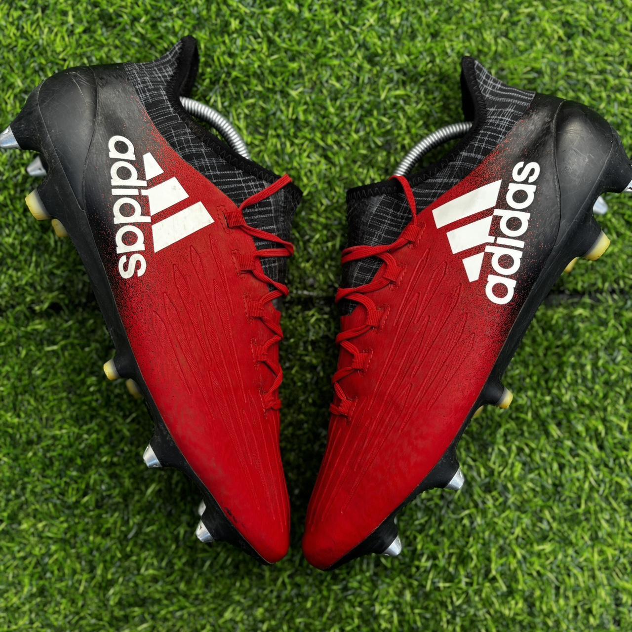 Adidas X 18.1 SG football boots⚪️ •size 7.5👟 •very | Depop Adidas X 18.1 SG football boots⚪️ •size 7.5👟 •very | Depop