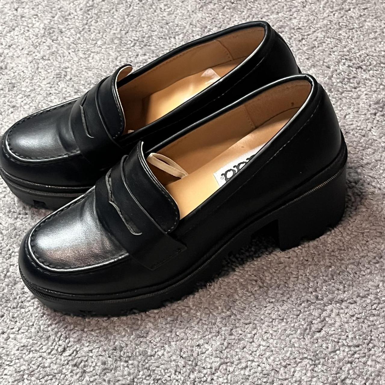 mudd chunky loafers