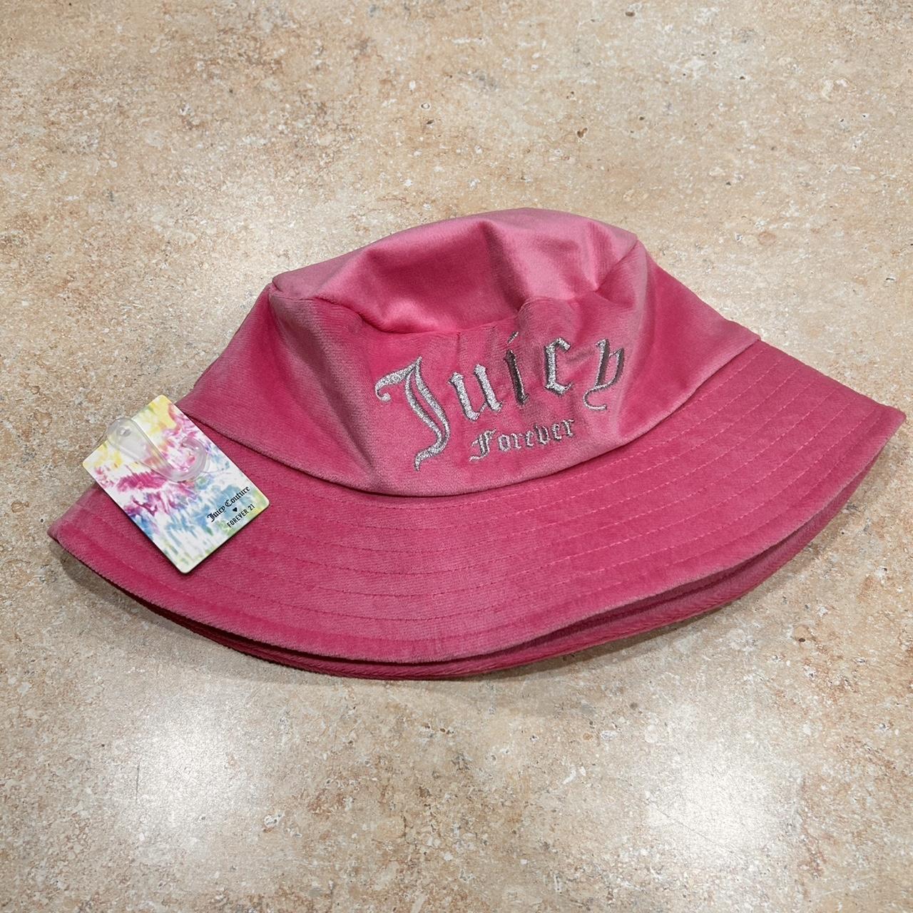 Juicy Couture pink velvet bucket hat Hasn’t