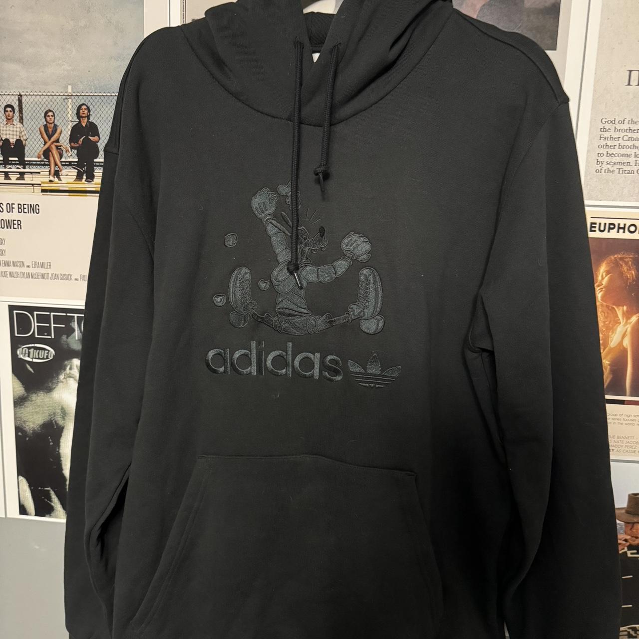 Disney vintage goofy offers Adidas hoodie for men Med