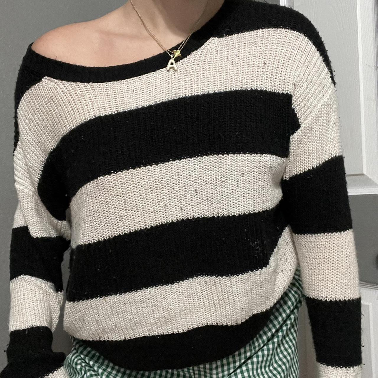 American eagle black and white sweater best sale